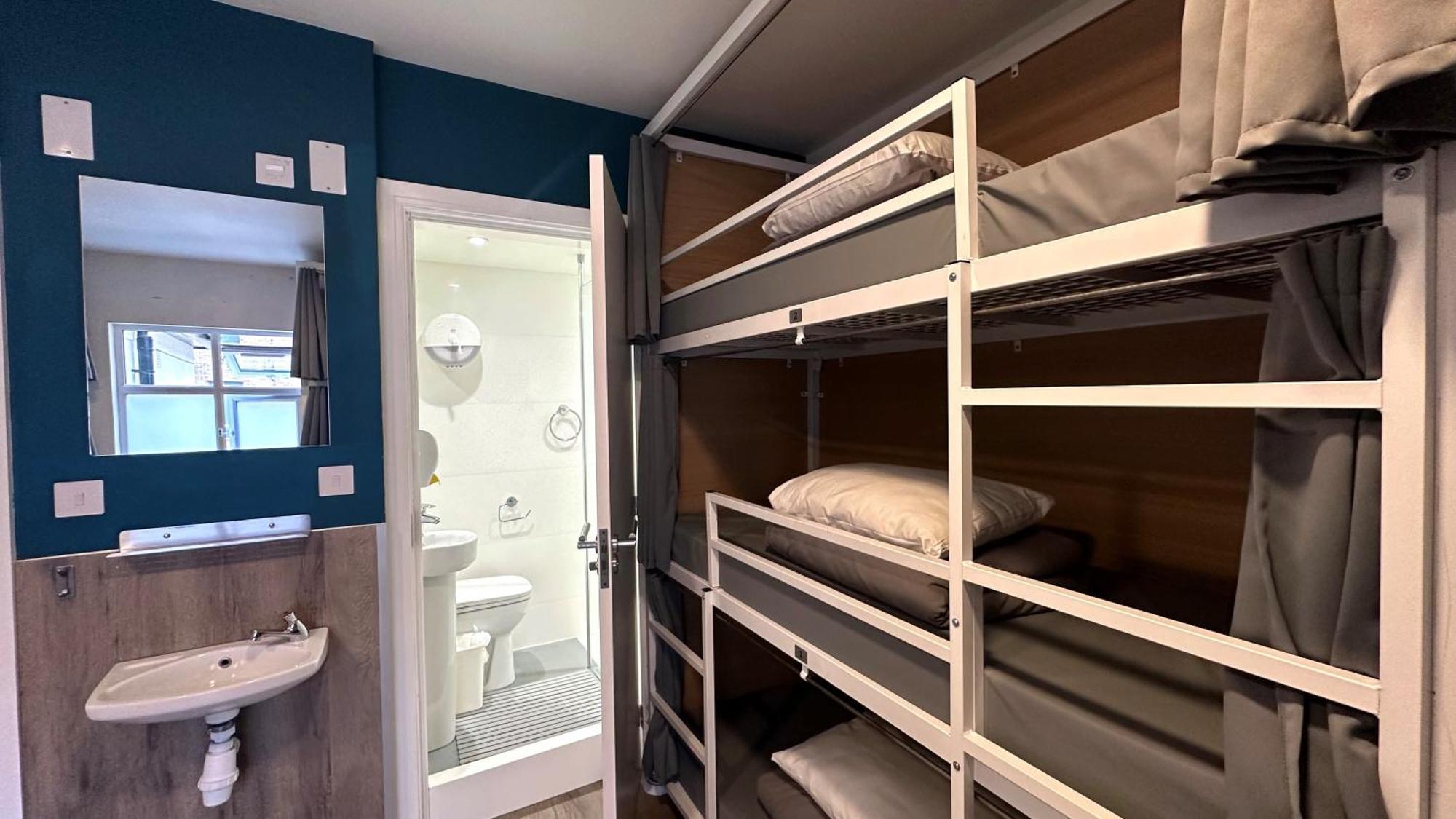 Smart Camden Inn (Adults Only) Лондон Екстериор снимка