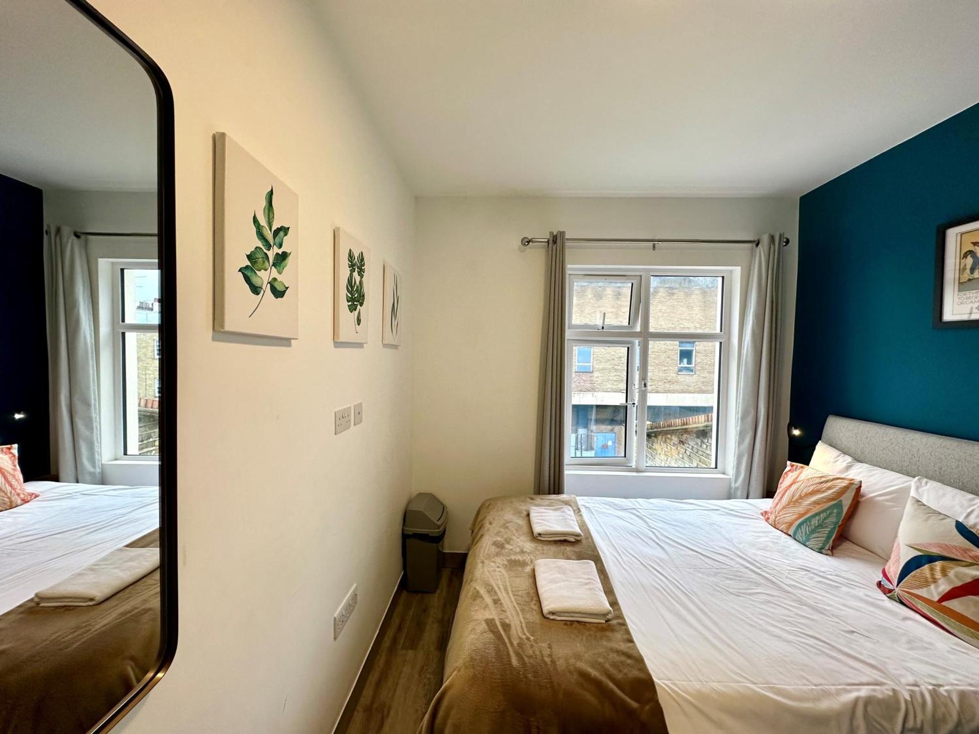 Smart Camden Inn (Adults Only) Лондон Екстериор снимка